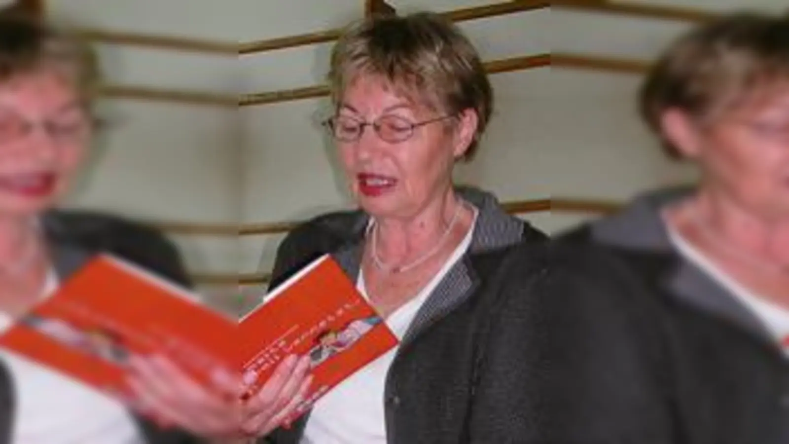 Friederun Reichenstetter liest vor.	 (Foto: Privat)