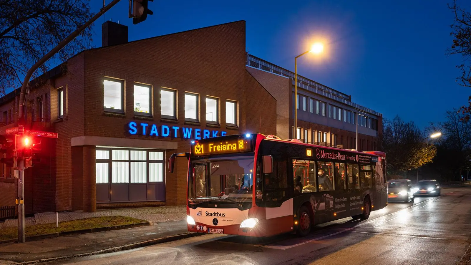Der Nachtbus bringt die Volksfestbesucher sicher nach Hause (Foto: Stadtwerke Freising)