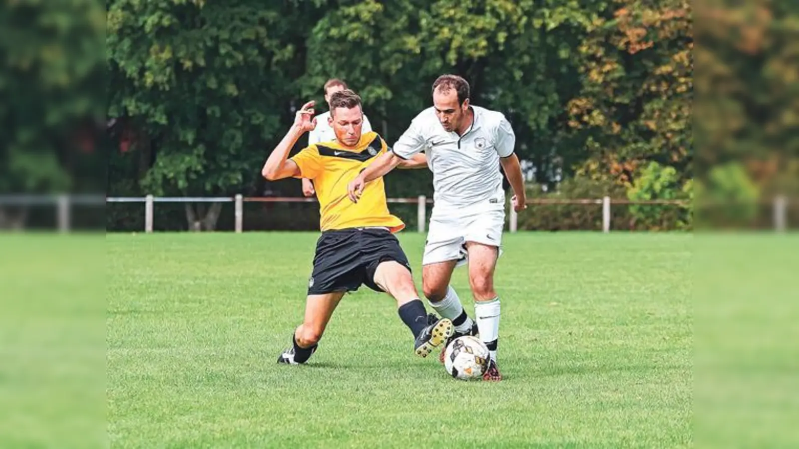 Bald ist die Hinrunde in den Münchner Fußball-Kreisligen vorbei. Wer darf als Spitzenreiter in die lange Winterpause gehen?	 (Foto: Christian Riedel)