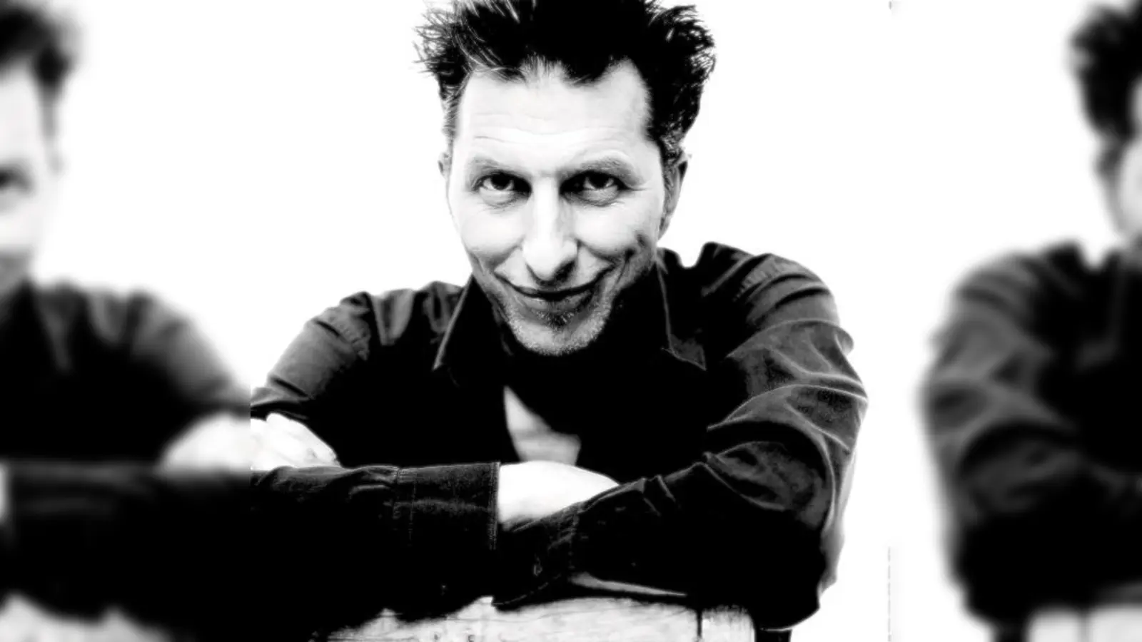 Mit einer Stimme gesegnet, die in den Bann zieht: Schauspieler Rufus Beck.	  (Foto: Christian Kaufmann)