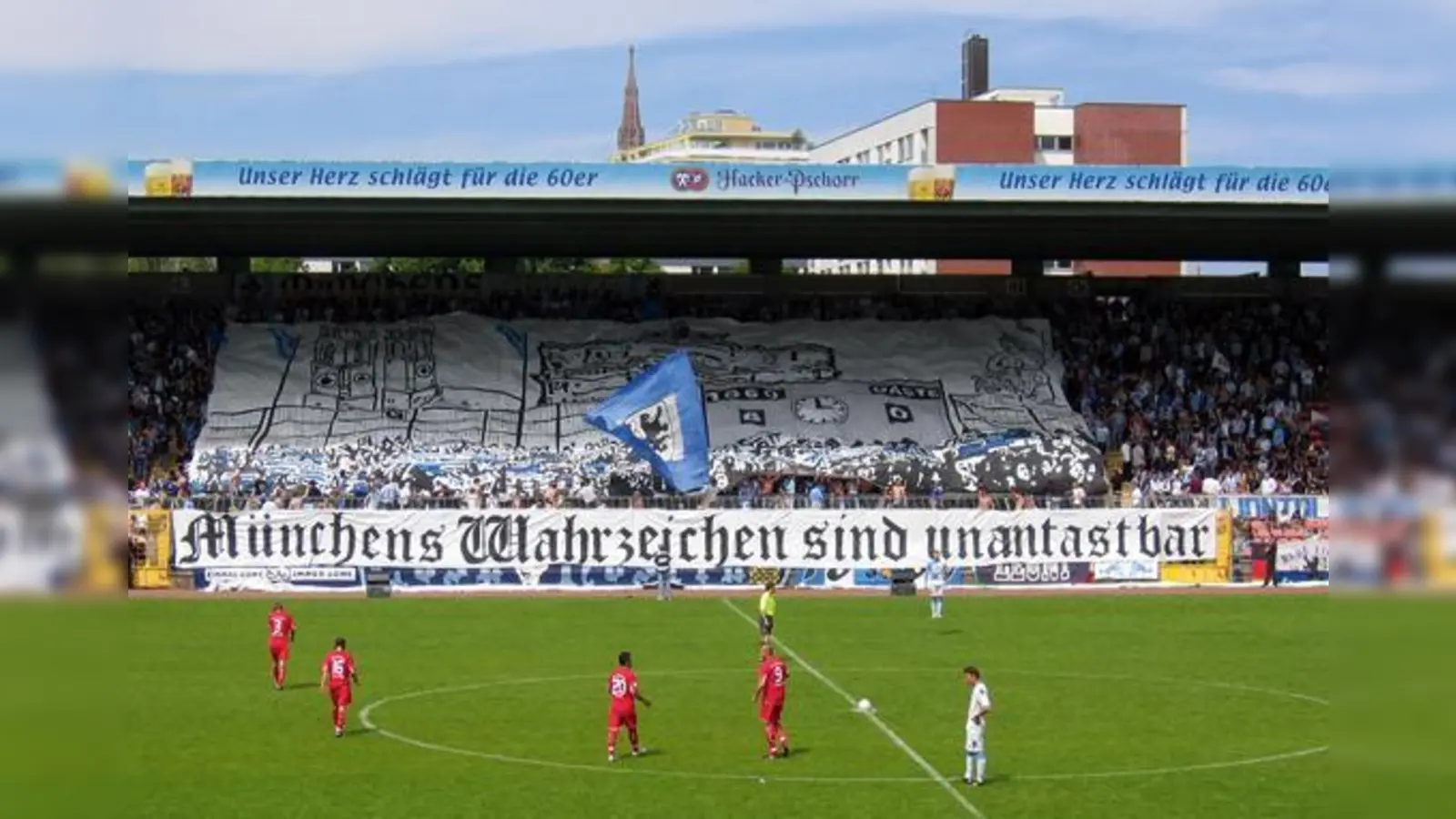 Fester Teil der Fankultur bei den Löwen: Die Freunde des Sechzger-Stadions.  (Foto: A. Wild)