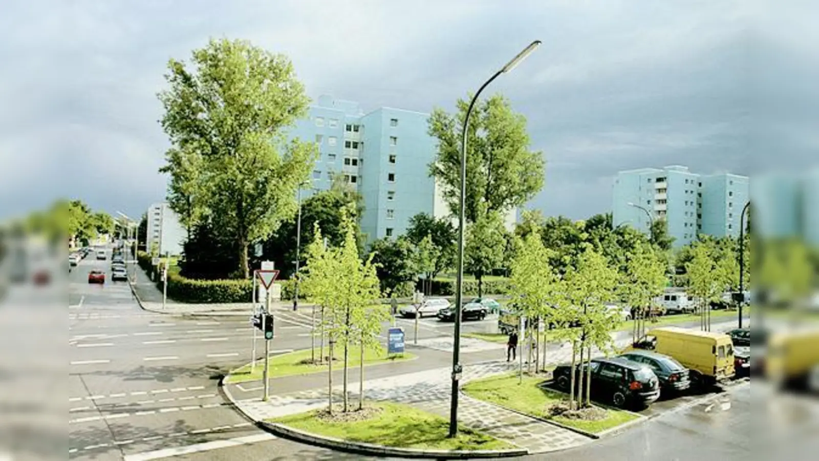 »Die verschiedenen Farben auf diesem Bild, die Blau- und Grüntöne nach dem Regen gefallen mir gut«, sagt die jugendliche Fotografin Mariam. 	 (Foto: VA)