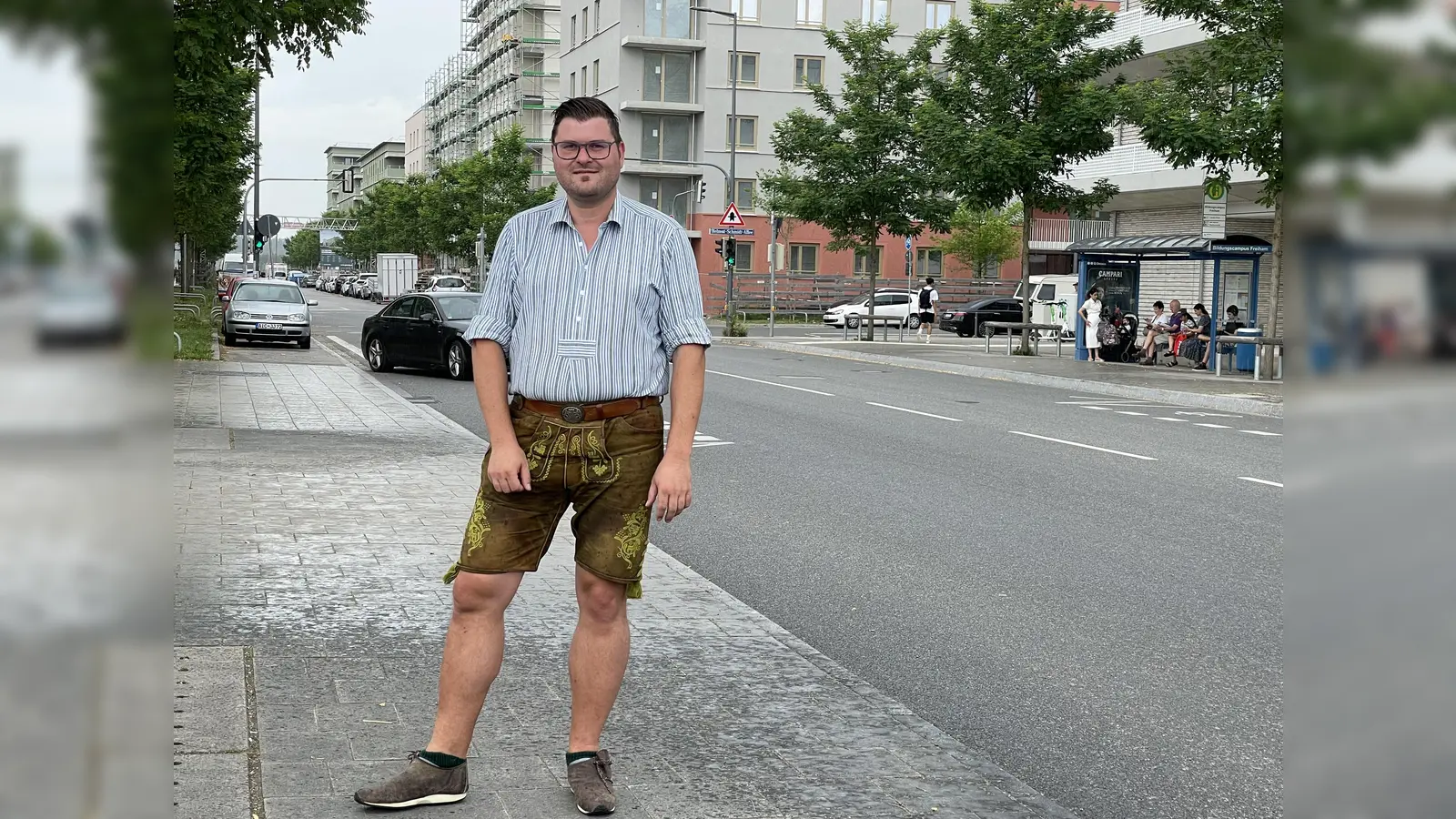 BA-Vorsitzender Sebastian Kriesel hat sich im ersten Realisierungsabschnitt von Freiham beim Stadtteilfest ein Bild von der aktuellen Situation gemacht. (Foto: pst)