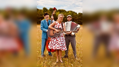 Mit Klassikern von den 50er- bis zu den 70er-Jahren und jeder Menge Humor erfreut die Schlagergang ihr Publikum am 31. Januar in der Theater-Halle.  (Foto: Schlagergang)