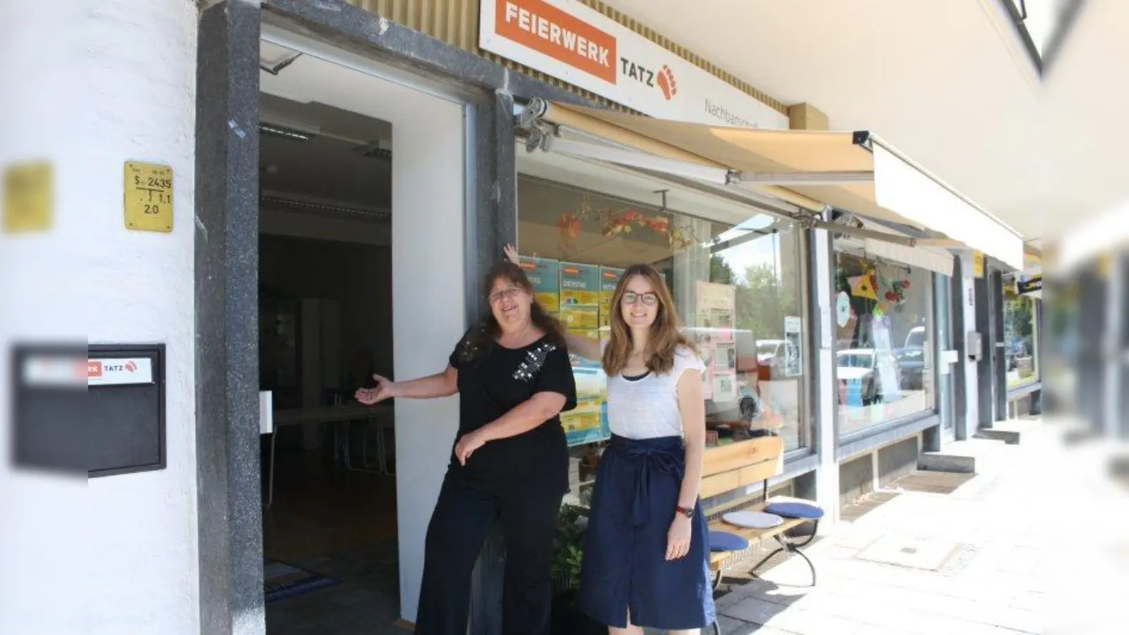 Tatz-Treffleiterin Eva Maier (rechts) und Angelika Schäfer, zuständig für Vermietungen, freuen sich schon sehr auf den 22. Oktober. (Foto: Feierwerk)