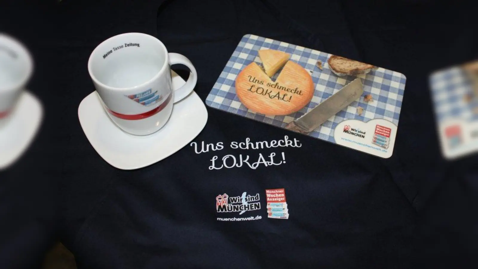 Unter allen Einsendern, die uns ihr „Rezept des Monats” schicken, verlosen wir passende Utensilien wie Brotzeitbrettl, Tasse und Schürze. (Foto: job)