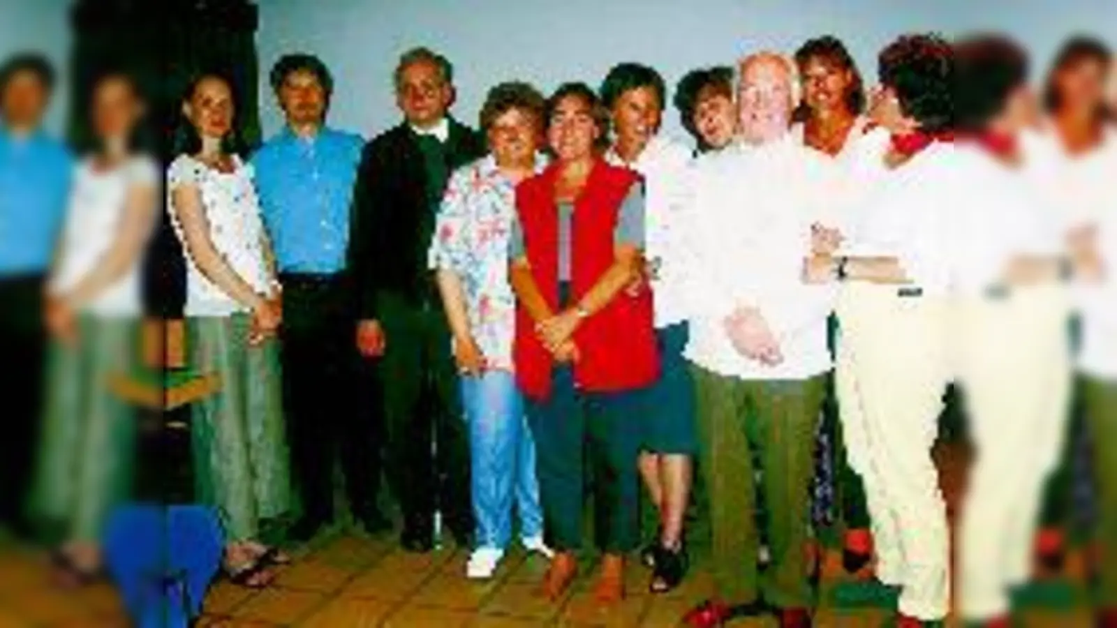 Der Vorstand des Vereins: Martina Wieprecht, Matthias Wagner, Johannes Erzgräber, Anneliese Schmidt, Selma Mörsch, Ines Schulz, Susanne Vazoller, Konstantin Hessling, Renate Muschaweckh und Gabriele Focke  ((v.li.)Foto: NBH)