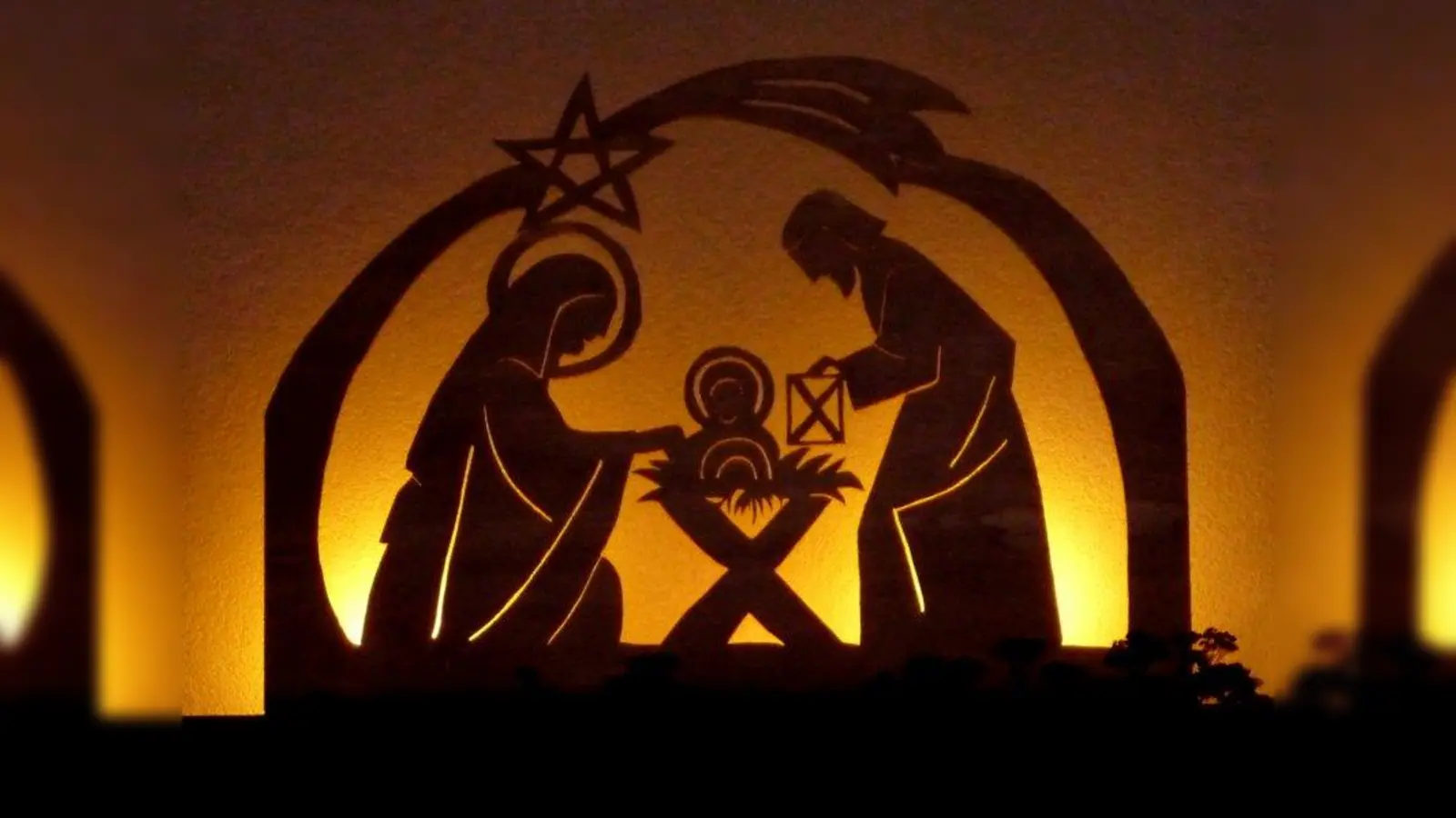 Die Weihnachtslegende &amp;quot;Die Heilige Nacht&amp;quot; von Ludwig Thoma feiert heuer 100-jähriges Jubiläum. (Foto: Thommy Weiss/pixelio.de)
