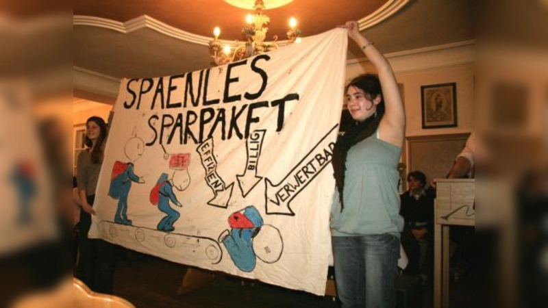 Viele Schüler nutzten den Abend um ihren Unmut über die G8-Schule zum Ausdruck zu bringen. „Wir sind Eure Versuchskaninchen“, beschwerten sie sich. (Foto: US)