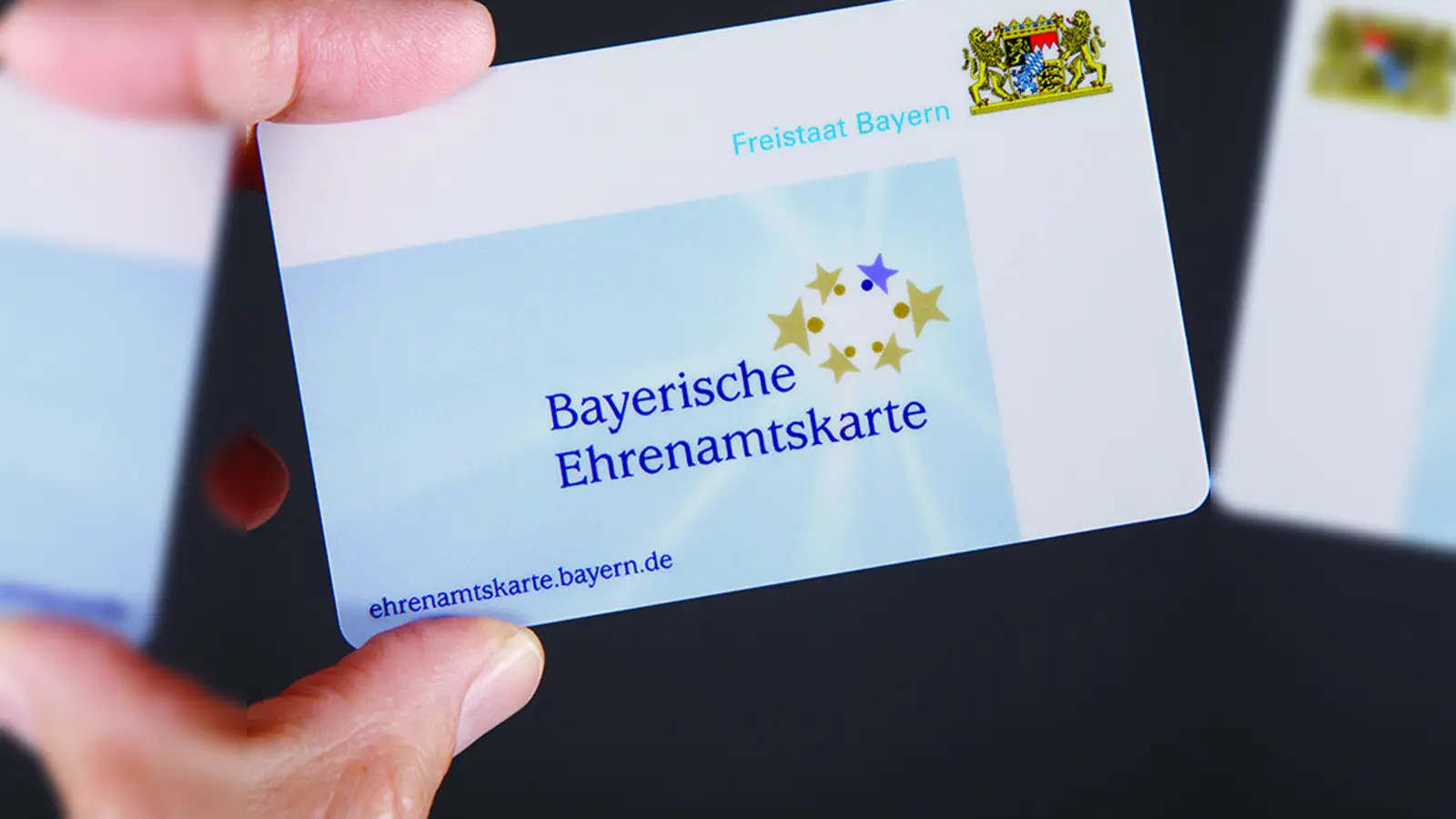 Die bayerische Ehrenamtskarte. (Foto: Gemeinde Erdweg)