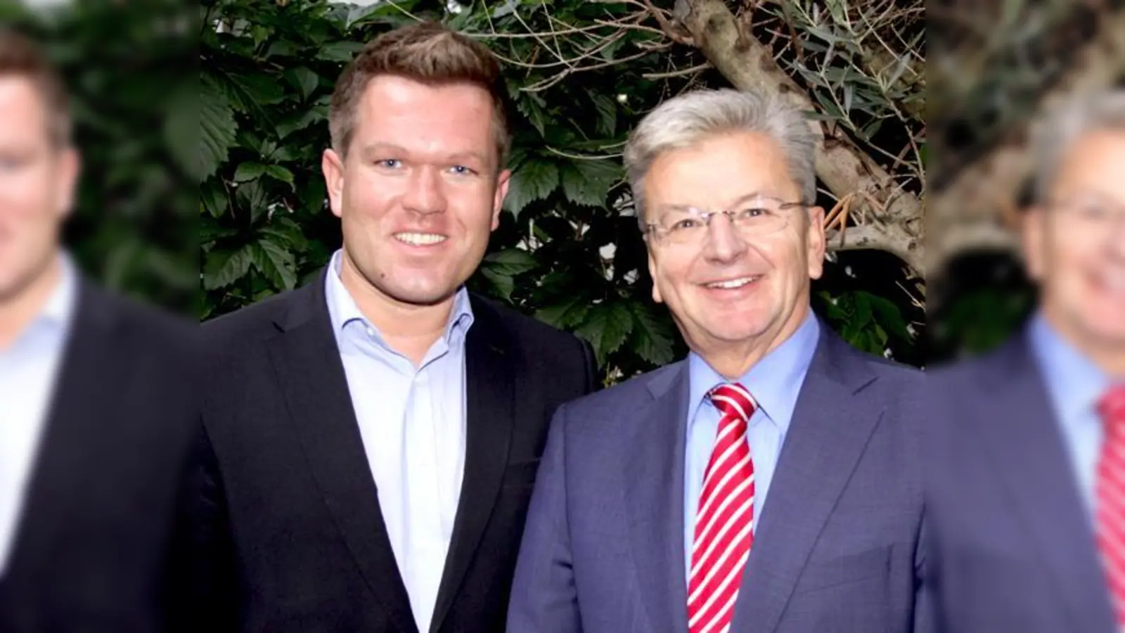 Florian Post (l.) und Joachim Poß, stellvertretender Vorsitzender der SPD-Bundestagsfraktion, sprachen vergangenen Woche in Schwabing über Themen und Ziele der SPD.	 (Foto: Kirsten Ossoinig)