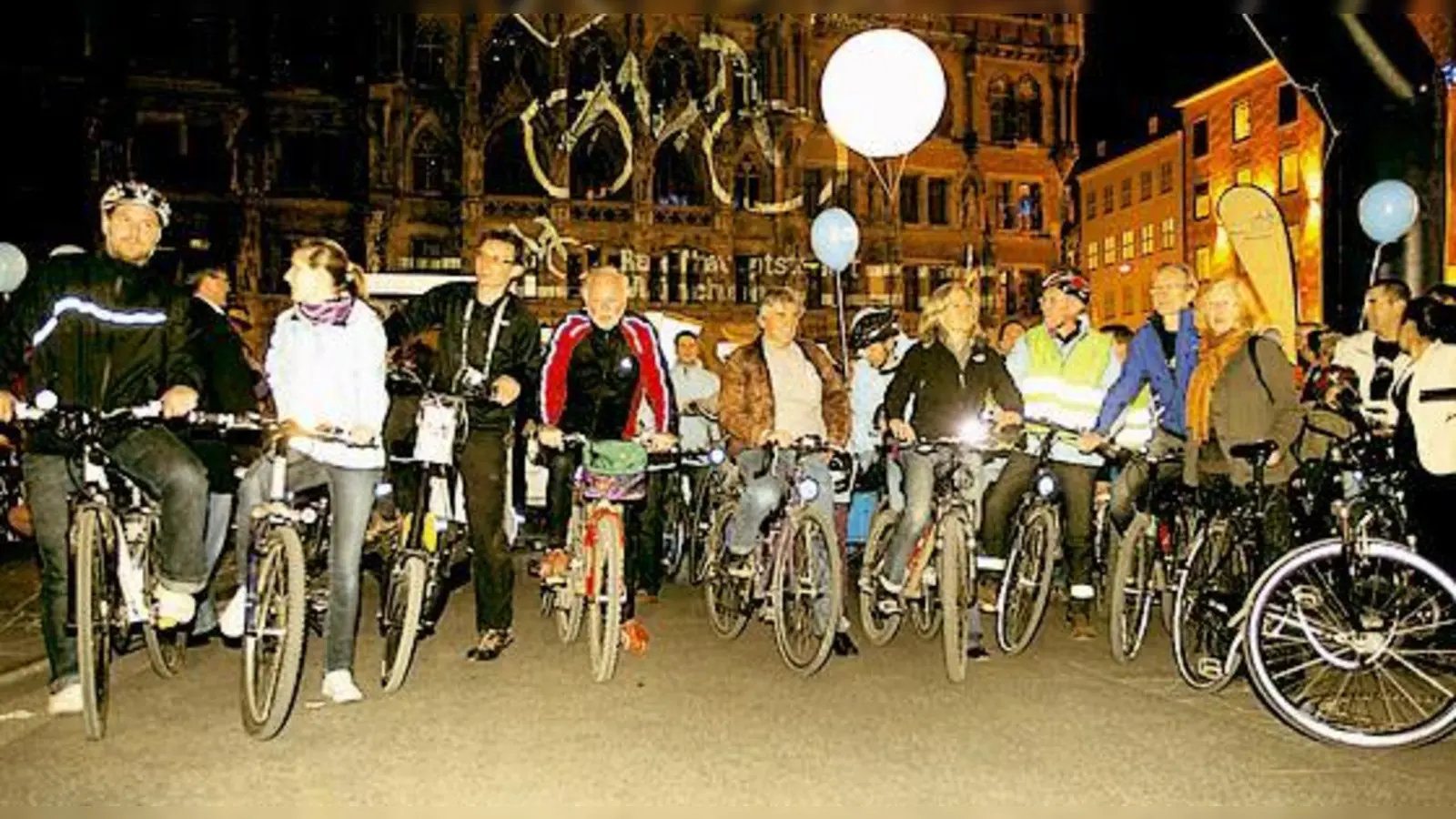 Tausende Münchner beteiligten sich am großen Radlwochenende. (Foto: LHM)