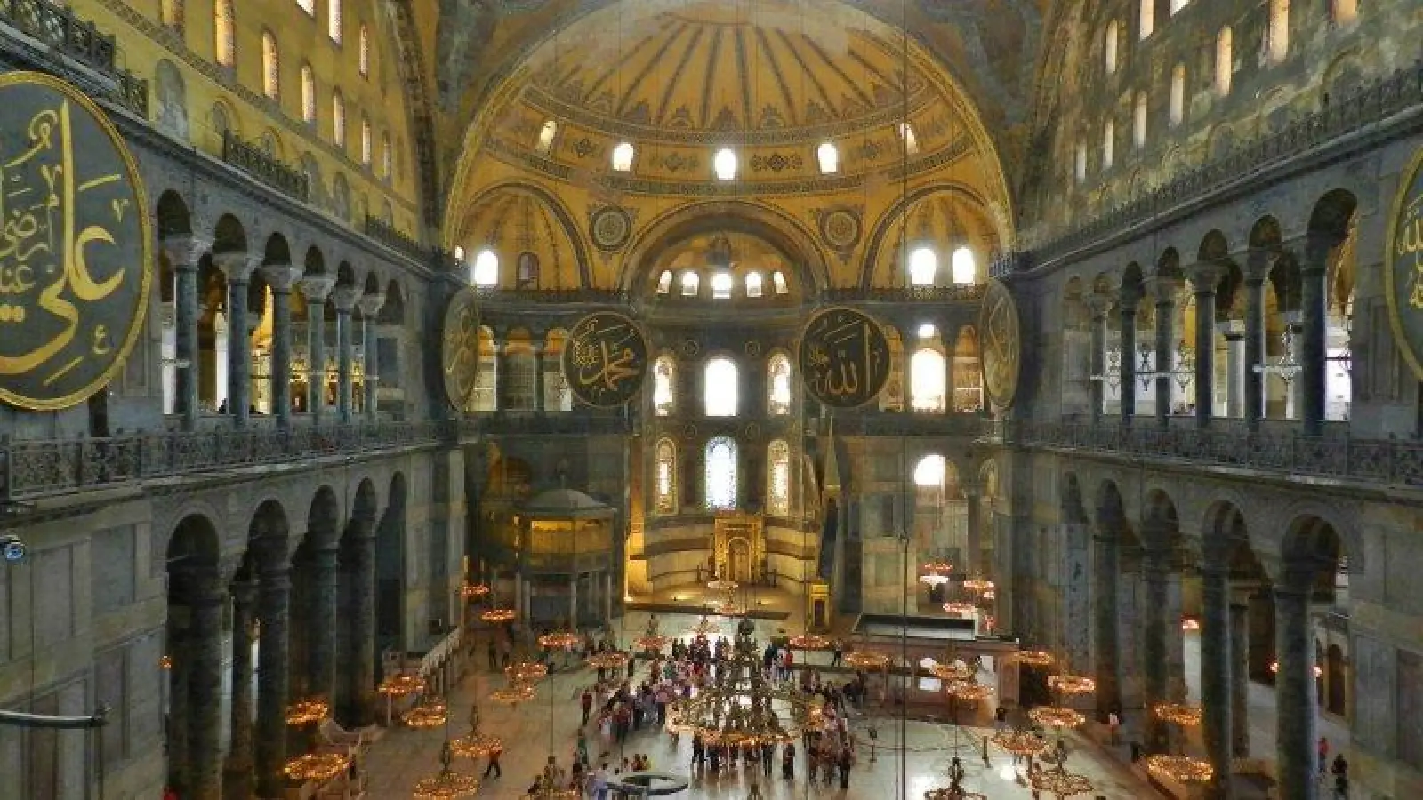 Die Hagia Sophia befindet sich in der Altstadt von Istanbul, die die UNESCO auf die Liste des Weltkulturerbes gesetzt hat. (Foto: Frank Stefan Becker)