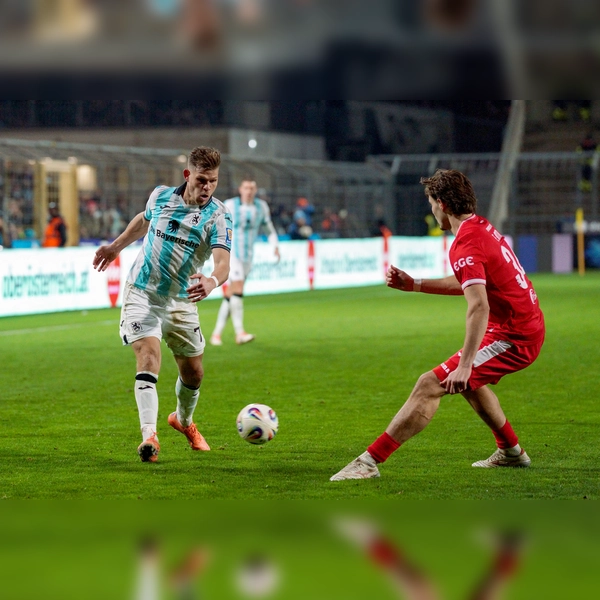 Glücklos im Abschluss: Florian Niederlechner.  (Foto: Paul Wessel)