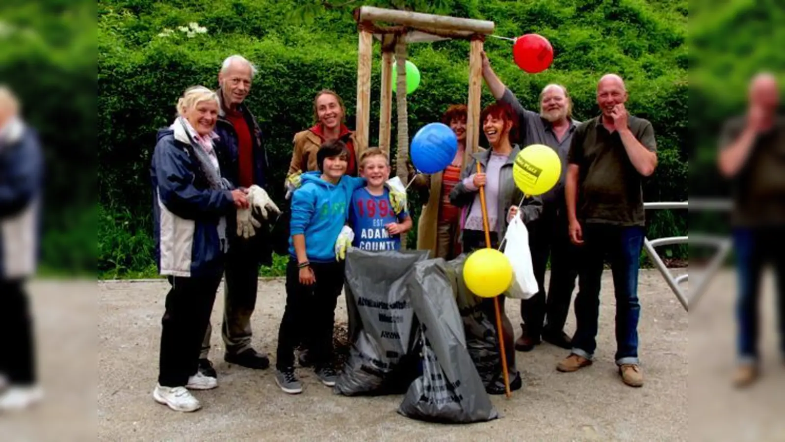 Viele fleißige Helfer sorgten rund um den Hans-Mielich-Platz für mehr Sauberkeit.	 (Foto: VA)