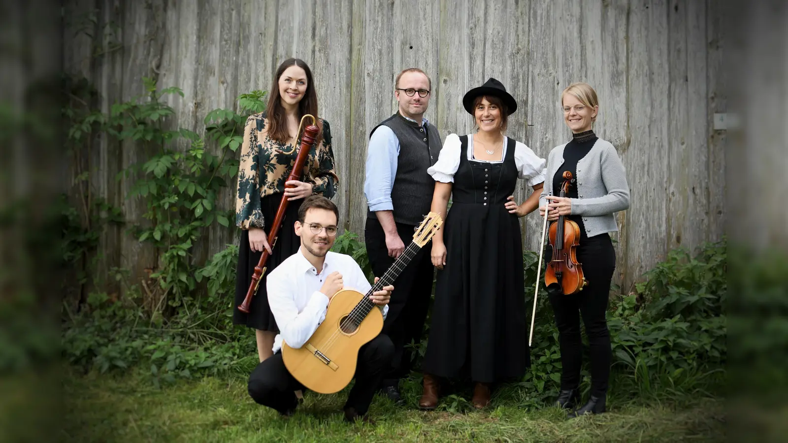 Die Lesung von Anna März und Michael Stacheder wird musikalisch untermalt von Christine<br>Schreier (Blockflöte), Stephanie Wagenstall (Violine) und Thomas Beer (Gitarre). (Foto: VA)