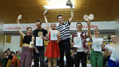 Theresa Sommerkamp und Elian Preuhs standen wieder einmal ganz oben auf dem Treppchen. (Foto: Boogie Magic's)