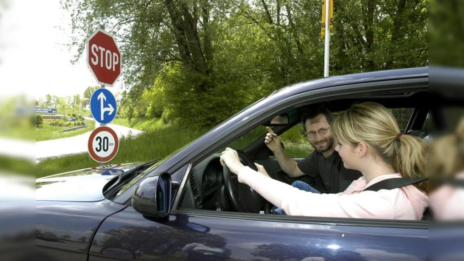 Fahrversuche ohne Risiko auf den ADAC Verkehrsübungsplätzen. (Foto: ADAC)