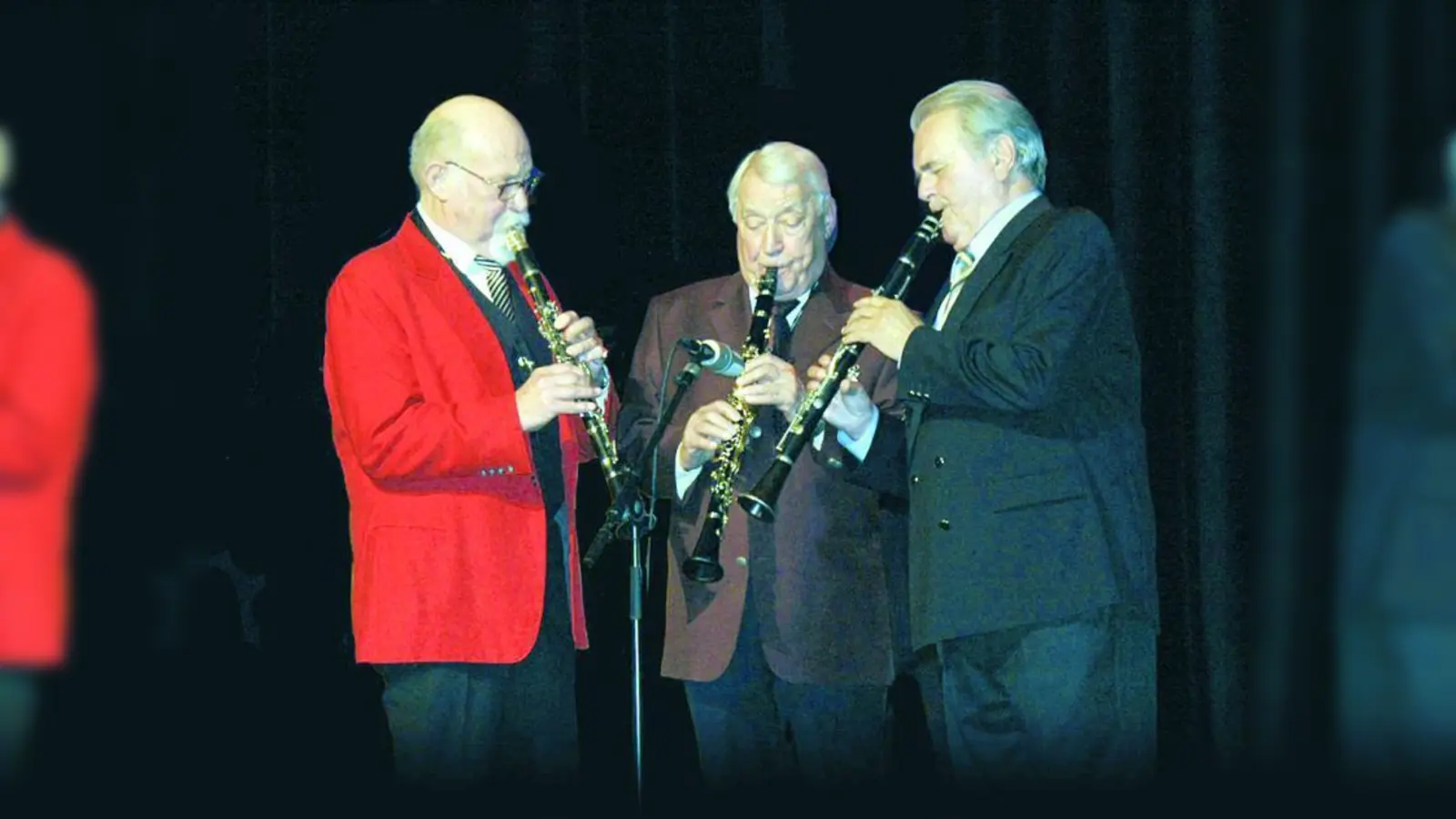 Garanten für „Spitzen-Groove”: Ambros Seelos, Hugo Strasser und Max Greger. (Foto: pi)