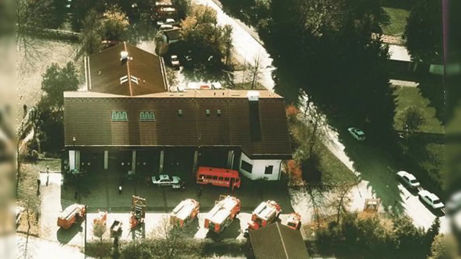 1982 wird das neue Feuerwehrhaus in der Siegertsbrunner Straße gebaut.	 (Foto: Gemeinde Hohenbrunn)