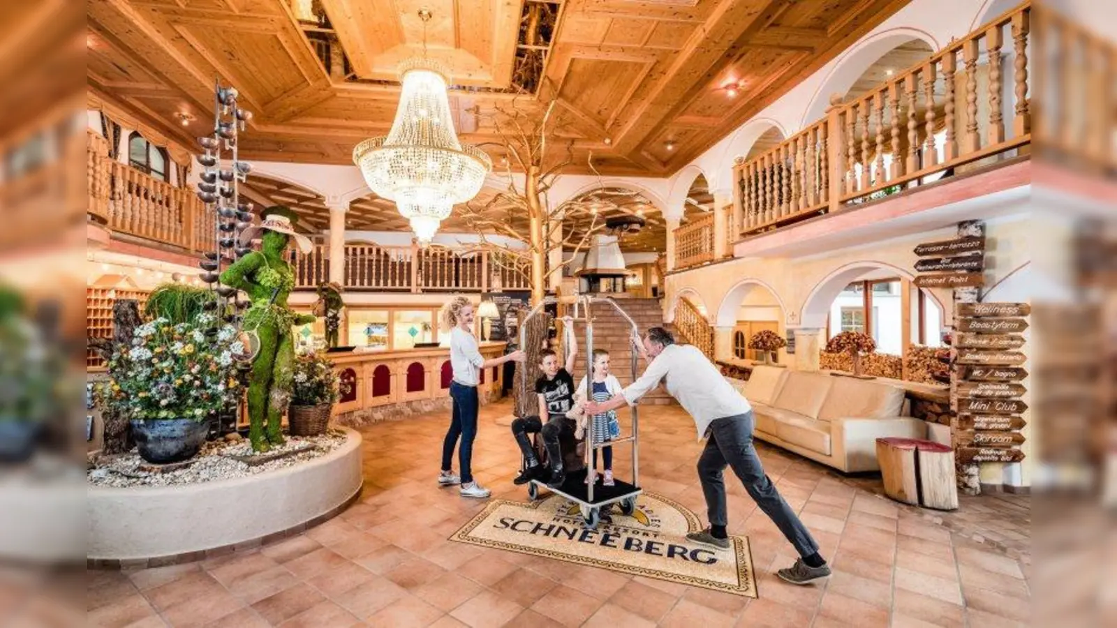 Tolle Ferien für die ganze Familie: Im Hotel Schneeberg erwartet Groß und Klein ein wahres Urlaubsparadies. (Foto: Hotel Schneeberg)