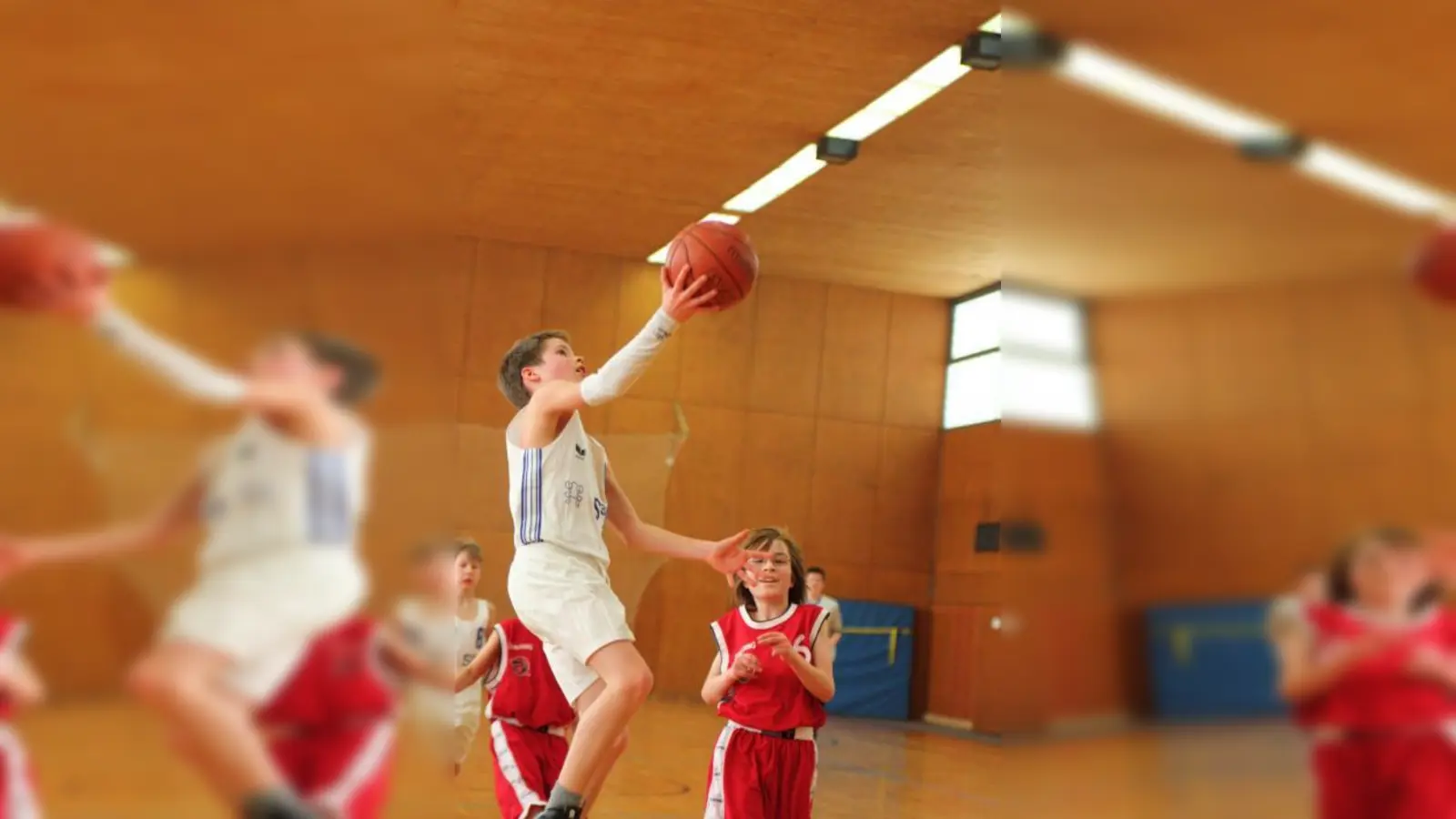 Topscorer Felix Scholtes – unhaltbar für den kleinen Weilheimer ‚Sechser’.  Foto: Helmut Handwerker