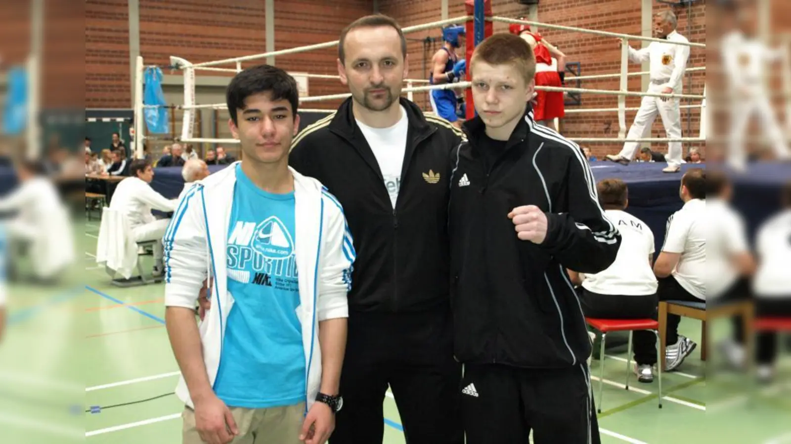 Mert Dural mit Pavlica Steko und Utz Sebastian (von links). (Foto: Steko)