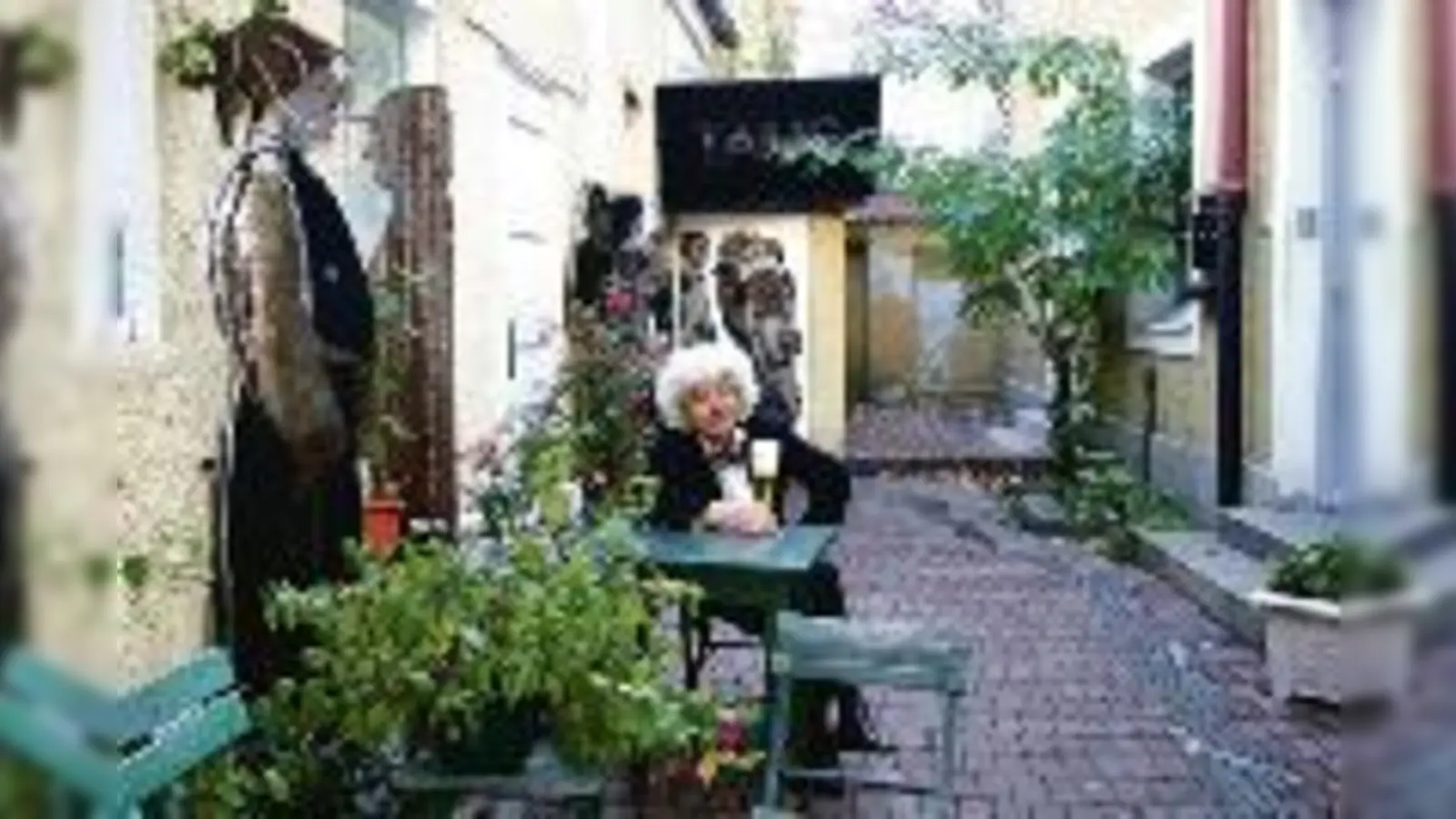 TamS-Chefin Anette Spola steht zum Jubiläum als »Dirigent des Abends« selbst auf der Bühne.  (Foto: pa)