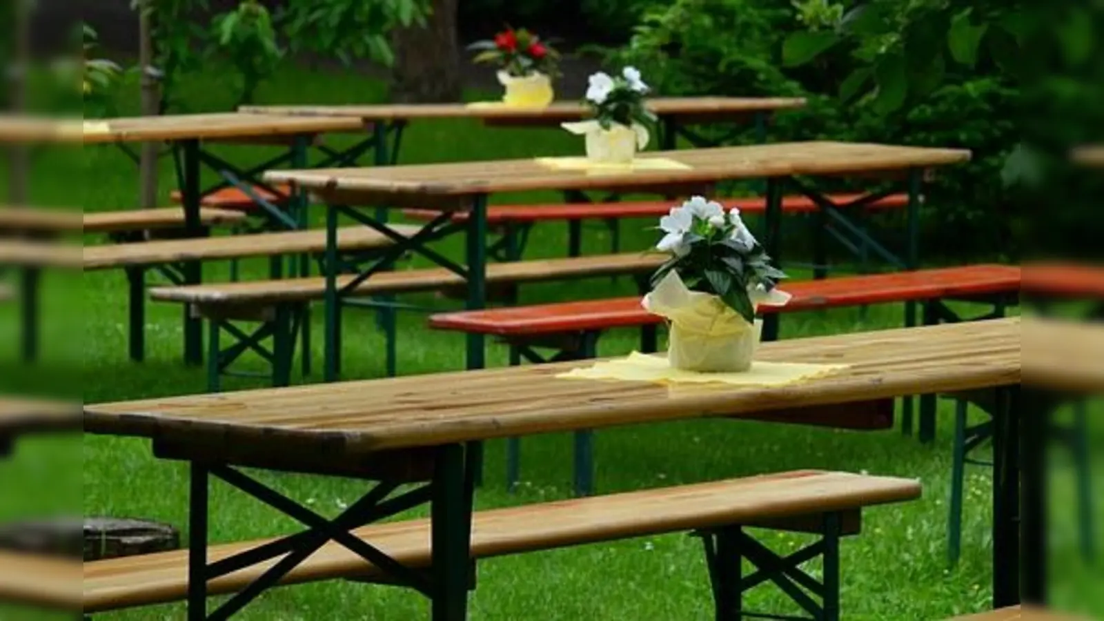 Die Stadtbibliothek Moosach lädt bei jedem Wetter ein. (Foto: VA)