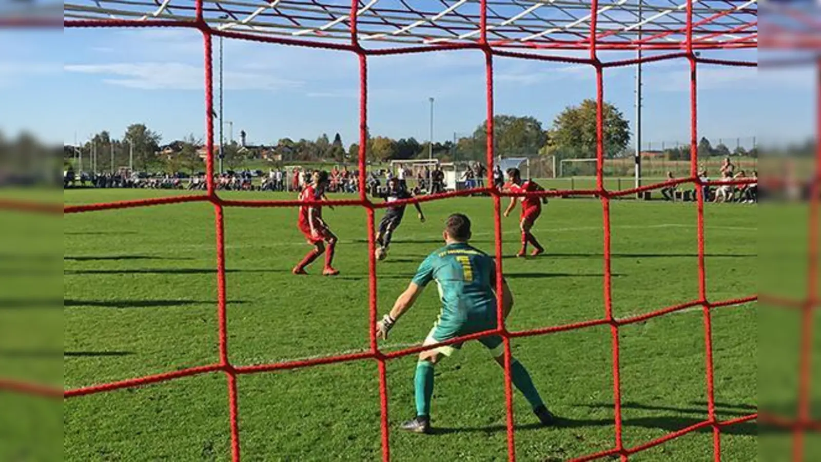 Torschütze in Oberpframmern: Feimi Antemoglou.  (Foto: Axel Dubelowski)