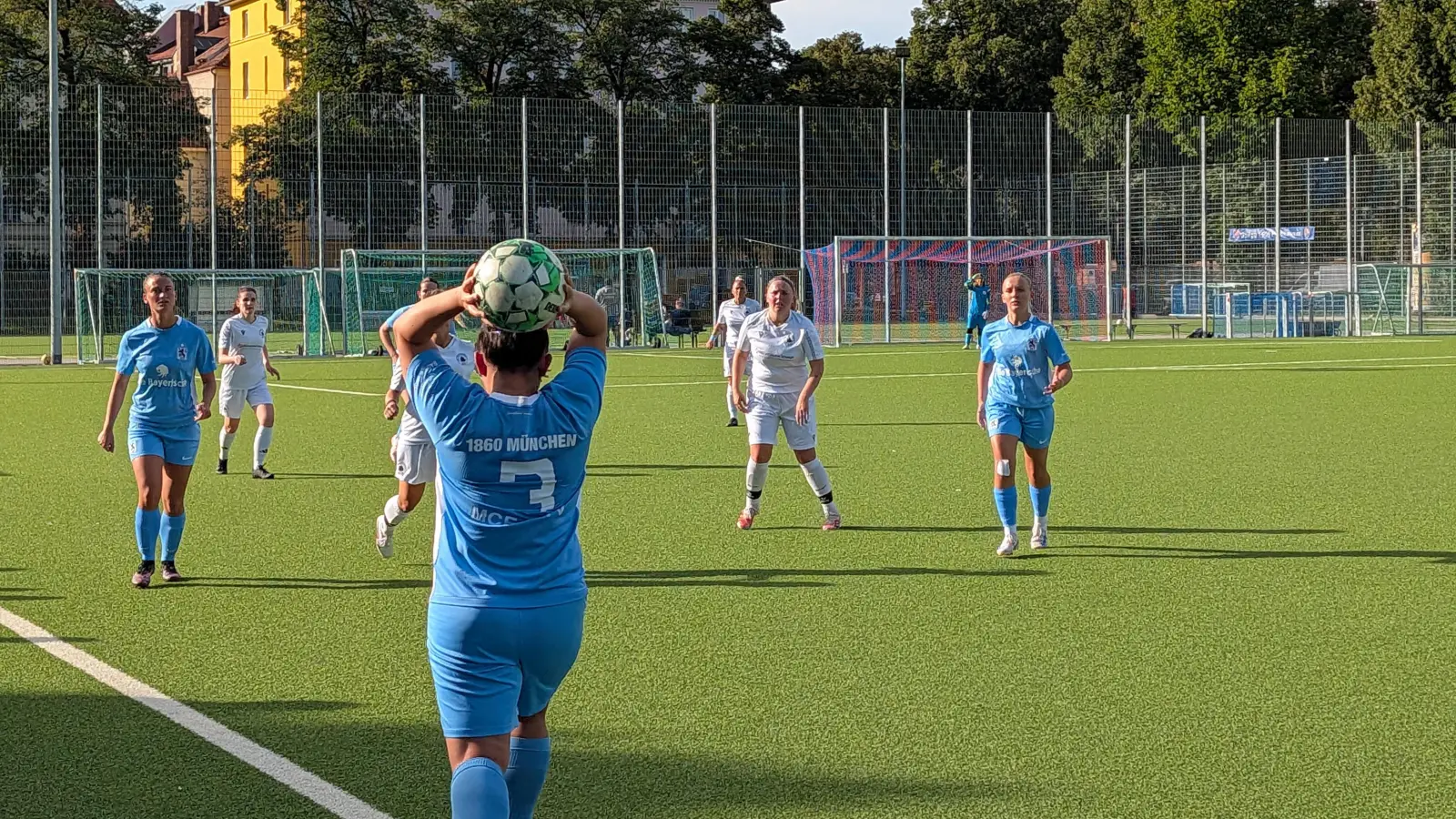 Viertelfinale im Kreispokal der Frauen: Giesing gegen Neuried.  (Foto: A. Zwicklbauer)
