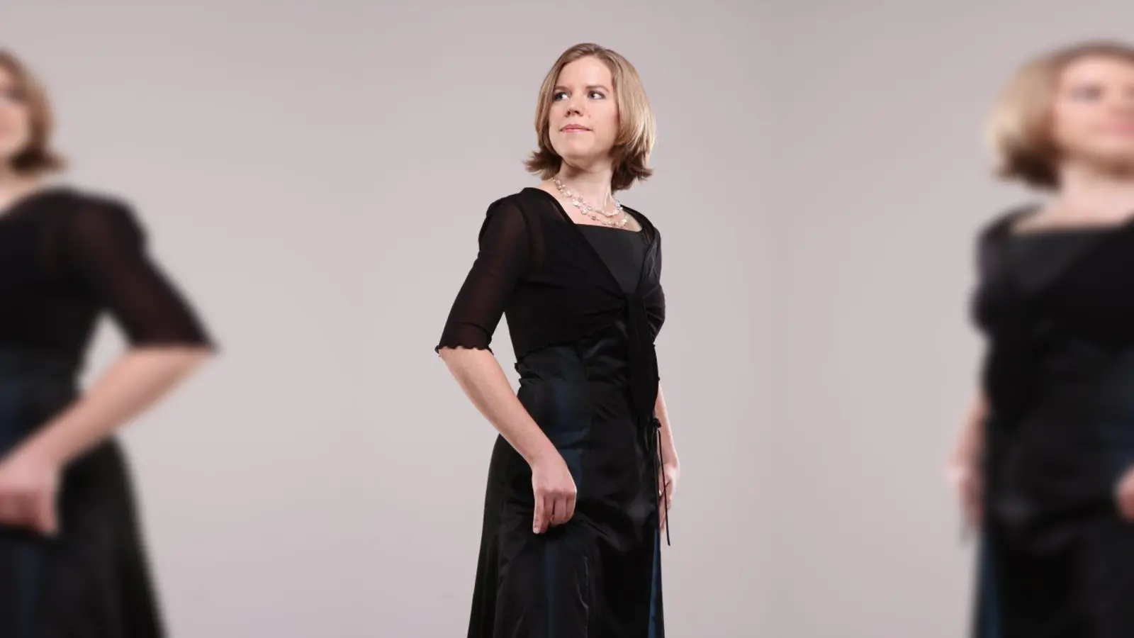 Einen Schwerpunkt in ihrer Konzerttätigkeit legt die Sopranistin Angelika Huber auf Liederabende. (Foto: © Angelo Esslinger)