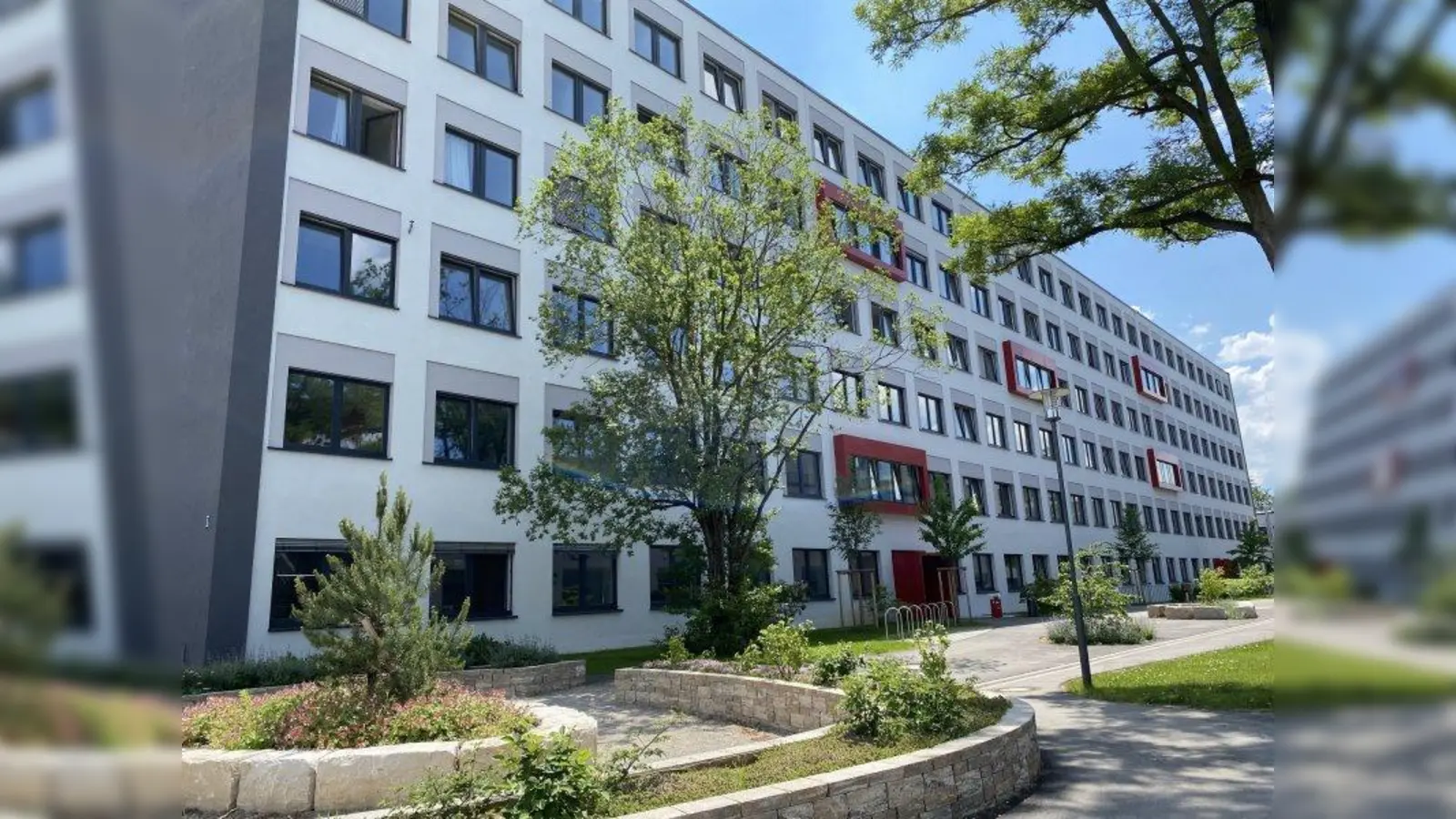 Das Junge Quartier Obersendling. In diesem Haus wohnen die heranwachsenden Geflüchtete. (Foto: Kinderschutz München)