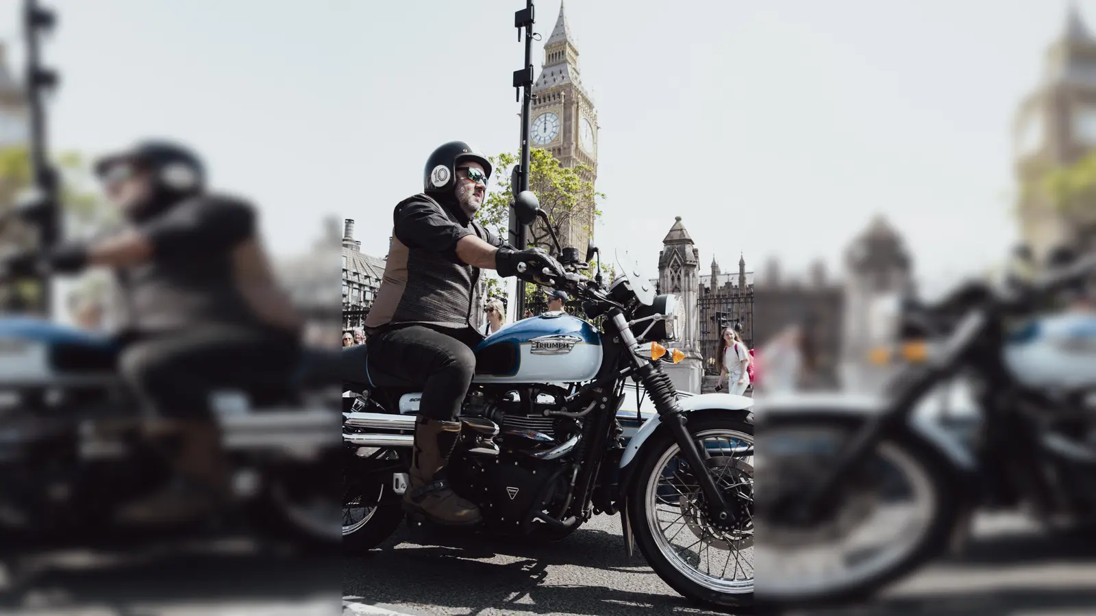 Die Teilnehmer am „Distinguished Gentlemen's Ride” kommen aus über 120 Ländern der Welt.  (Foto: Triumph via aum)