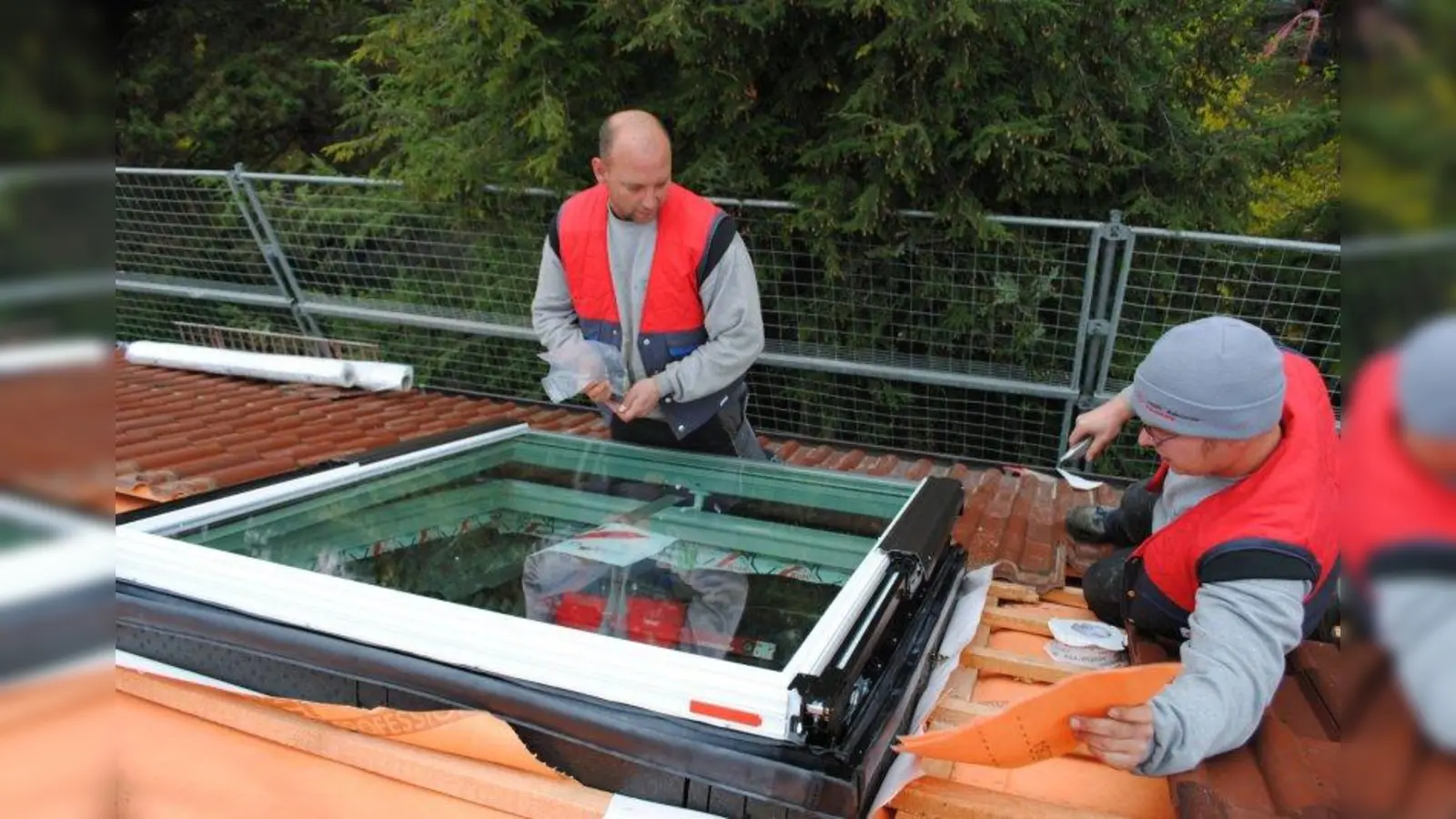 Mit der regelmäßigen Dachwartung sollte nicht erst nach einer Reparatur oder Sanierung begonnen werden. (Foto: pi)
