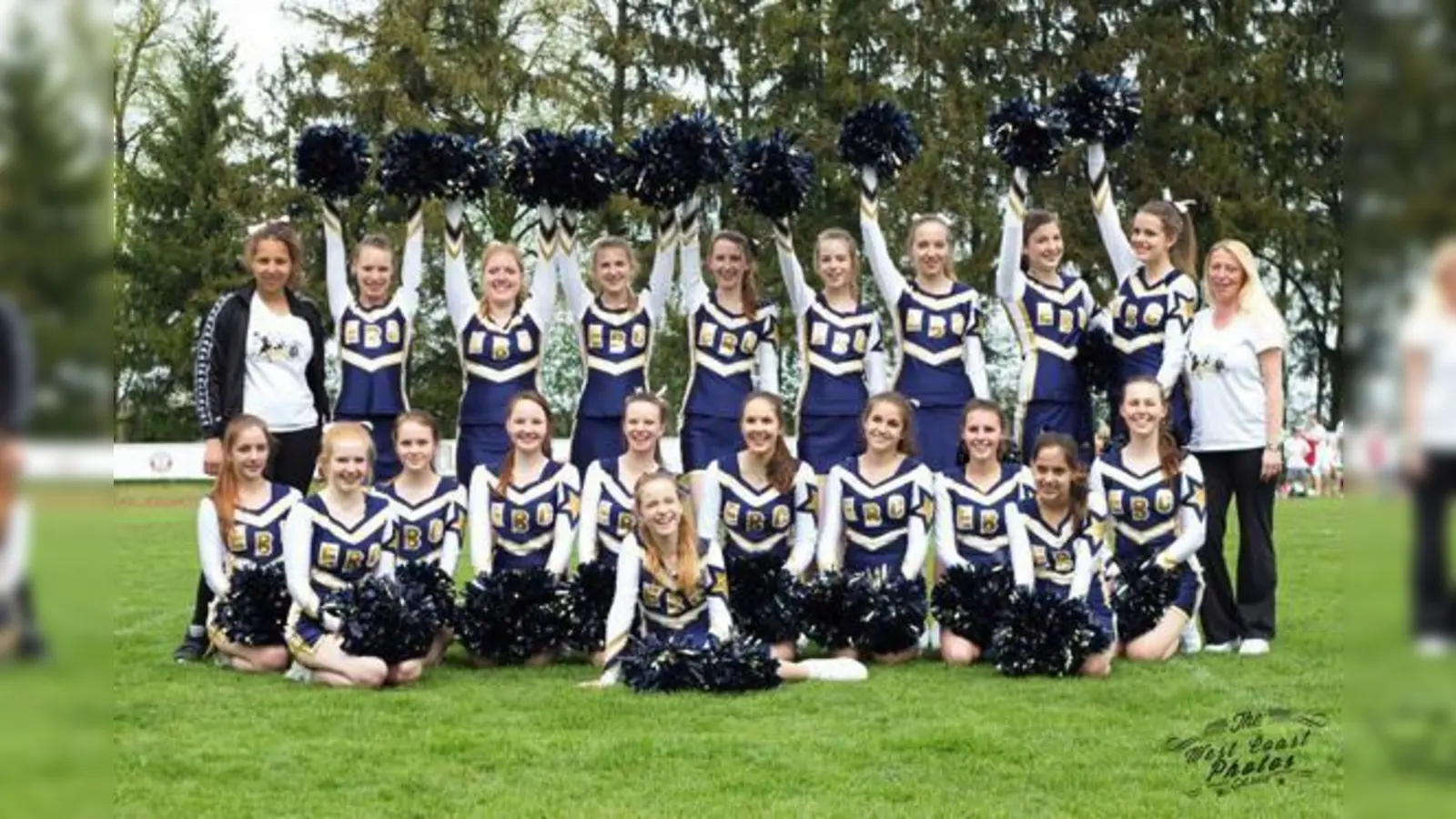 Bei der Heimspielpremiere ernteten die Cheerleader großen Applaus und überzeugten auf ganzer Linie. 	 (Foto: Verein)