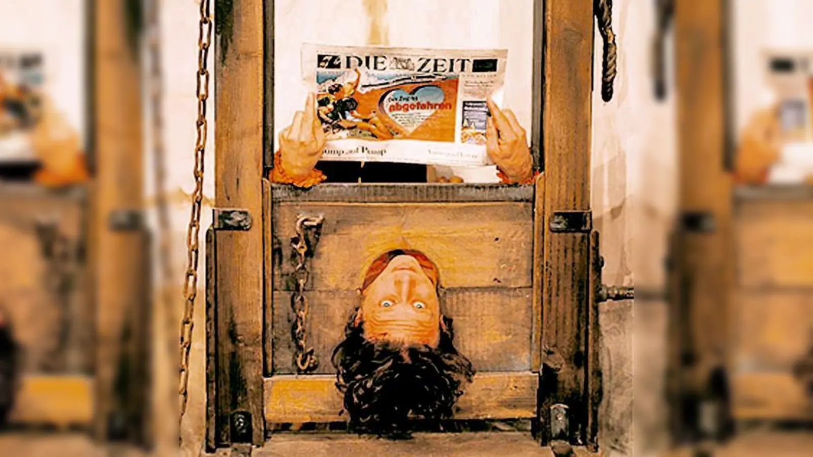 Michi Marchner präsentiert sein aktuelles Programm »Fallbeil Spiele«.  (Foto: Bahnhof)