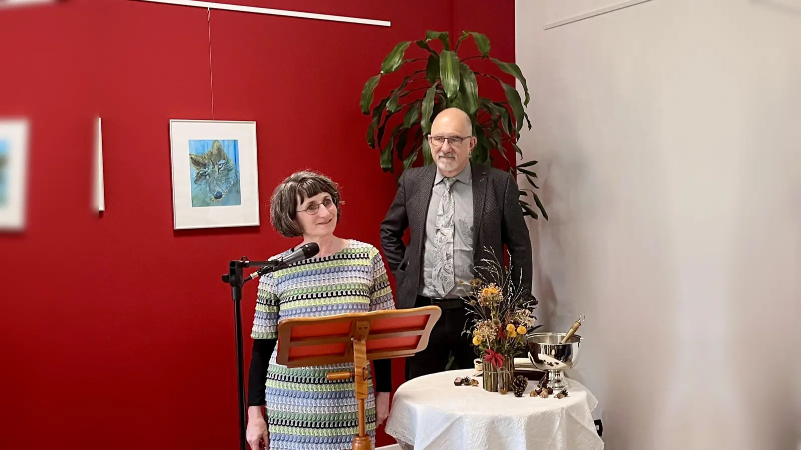 Zur Einweihung des ASZ Pasing sprachen die Leiterin Claudia Hohendorf und Frieder Vogelsgesang, Vorsitzender des Bezirksausschusses 21. (Foto: Ulrike Seiffert)