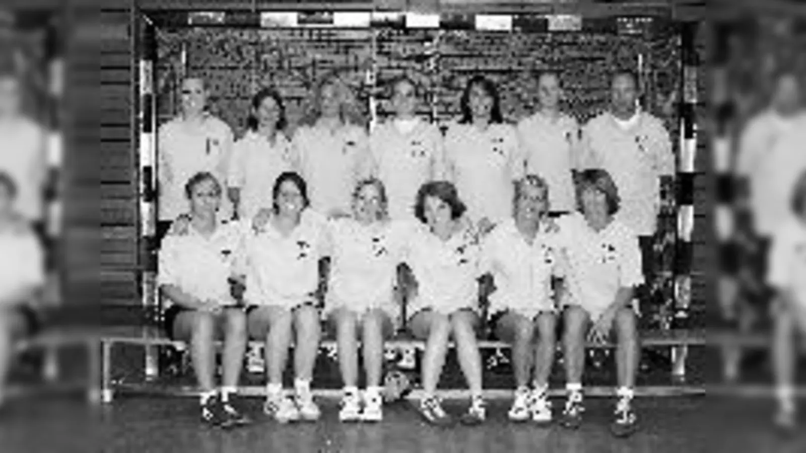 Rosige Aussichten: Trotz Verletzungspech konnten die Handballerinnen gewinnen.	 (Foto: Verein)