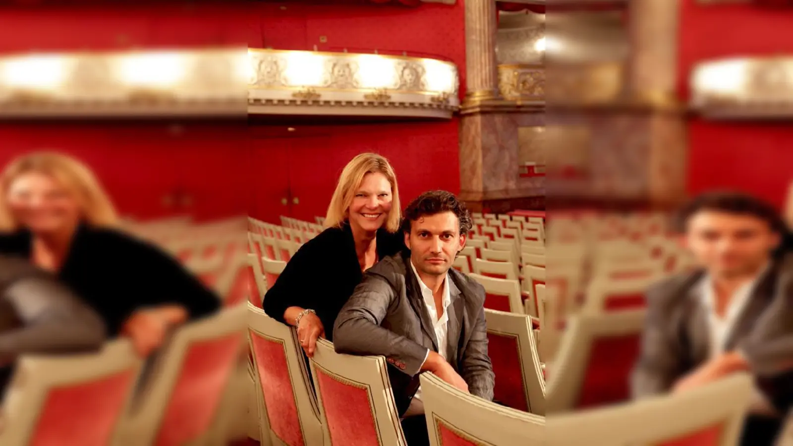Haben bereits eine Stuhlpatenschaft übernommen: der Münchner Tenor Jonas Kaufmann und seine Frau Margarete Joswig.  (Foto: © Wilfried Hösl)