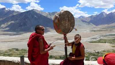 Der musikalisch untermalte Filmvortrag entführt ins Reich der der Siebentausender. (Foto: Detlef Rieger)