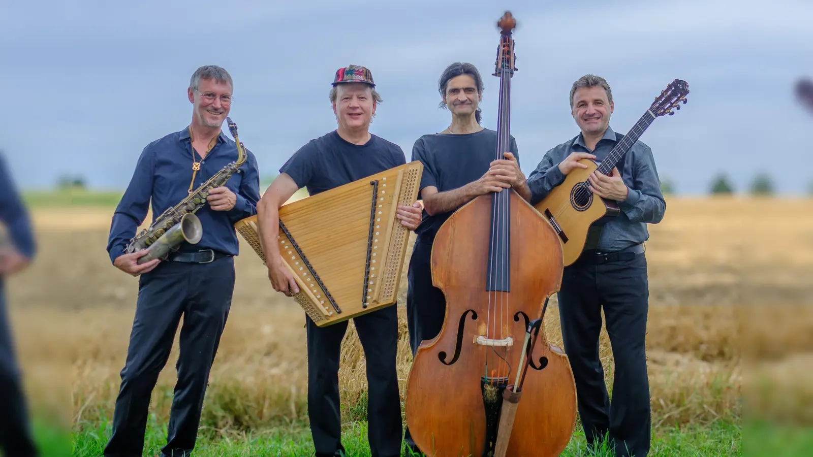 Rudi Zapf &amp; Zapf'nstreich spielen eine eigene Art von Weltmusik, die immer für Überraschungen gut ist.  (Foto: zapf-musik)