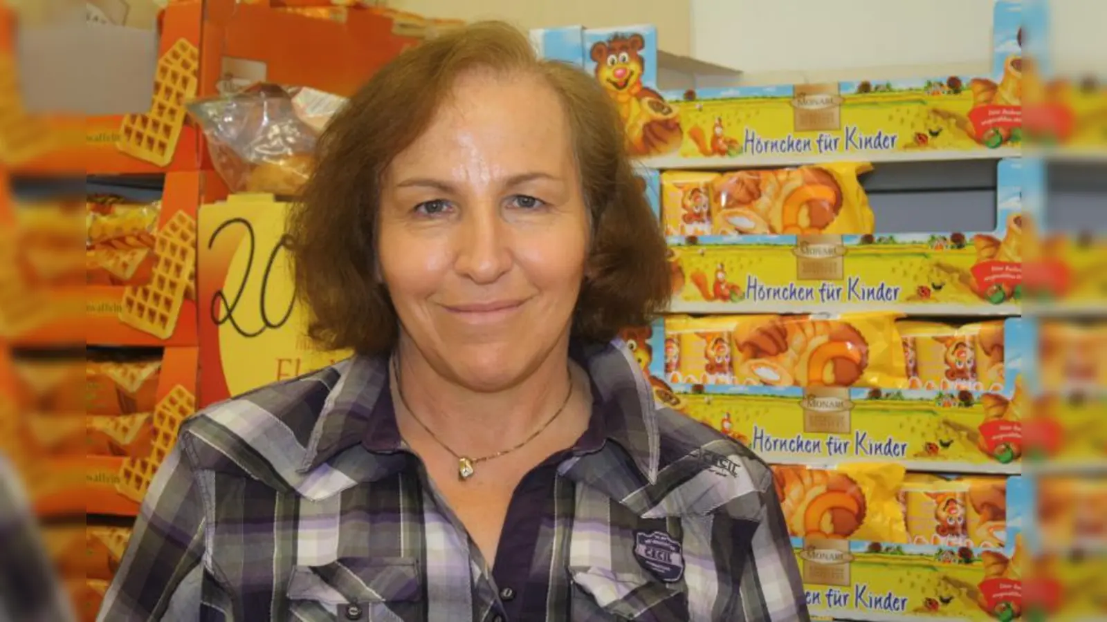 Christine Brunn, Germering: „Ich komme sehr gerne hier in die Gilchinger ALDI-Filiale. Die Jugendlichen leisten tolle Arbeit. Gerade der Verkostungstag war eine tolle Idee. Ich habe auch daran teilgenommen und mich mit den Azubis unterhalten. Man merkt ihnen den Spaß an der Arbeit an. Es ist schön, dass ALDI seinen Azubis solch eine Chance gibt.“ (Foto: sb)