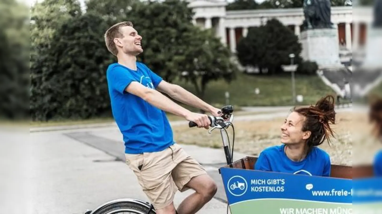 Die HM-Studierenden Maleen Maack und Raphael Draeger gründeten im Mai 2021 den Verein Lastenradl München e.V. (Foto: Johanna Weber)