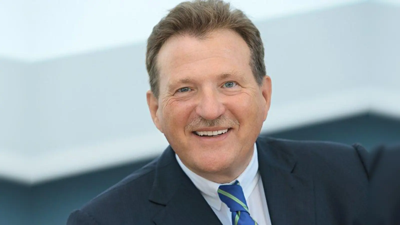 Dr. Eberhard Sasse, Präsident der IHK München und Oberbayern: „Die Exporterfolge unterstreichen die Leistungsfähigkeit der bayerischen Wirtschaft.” (Foto: © IHK)