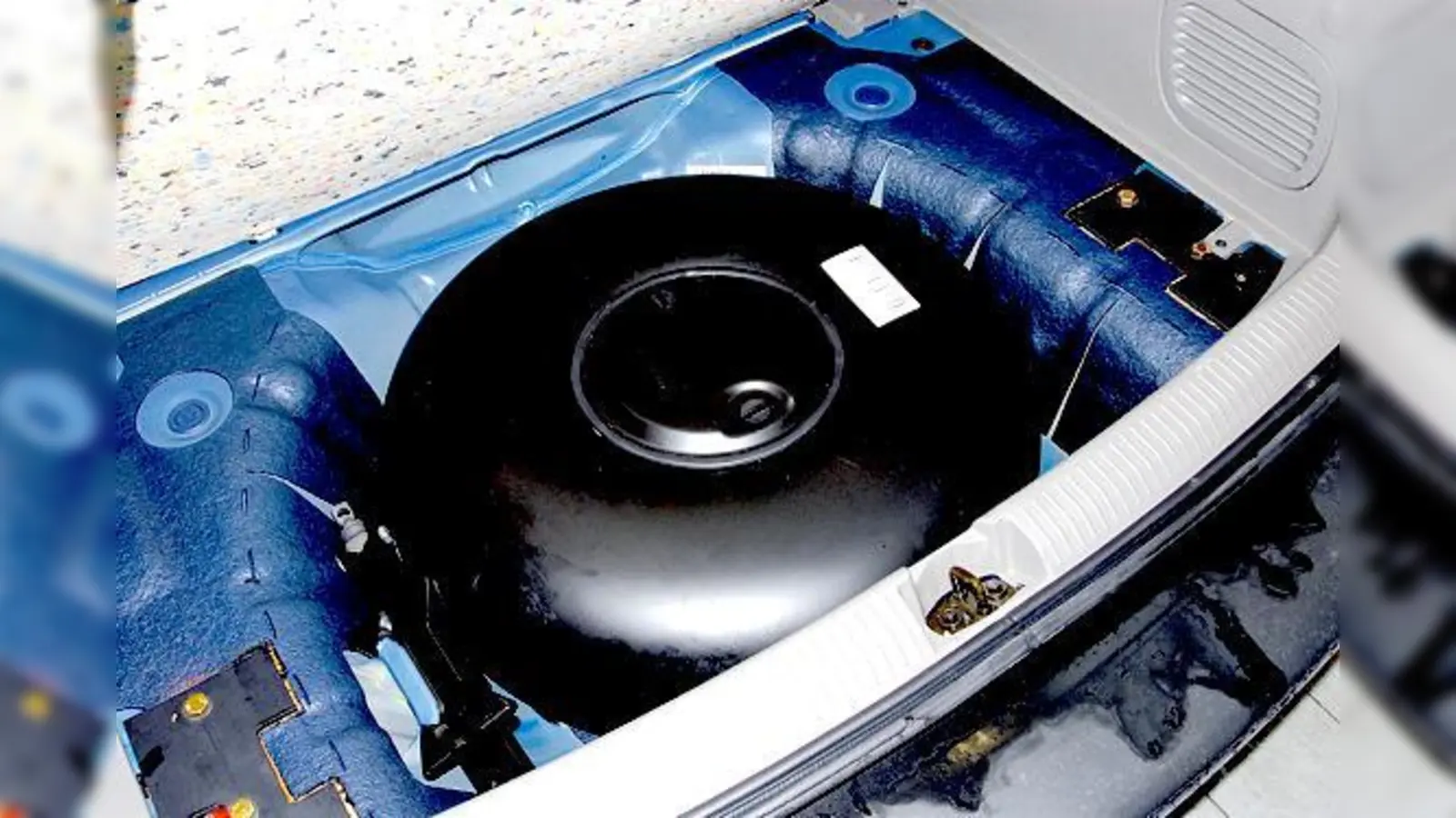 Autogastanks werden oft in der ­Reserveradmulde untergebracht	 	 (Foto: ADAC)