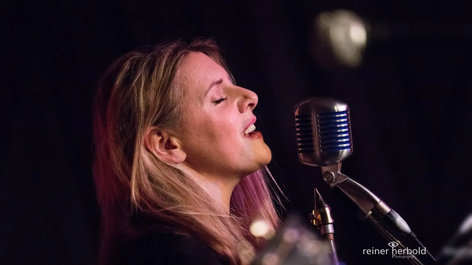 Am 17. März findet ein Konzert von Carolyn Breuer im Lätare-Zentrum statt. (Foto: Breuer)