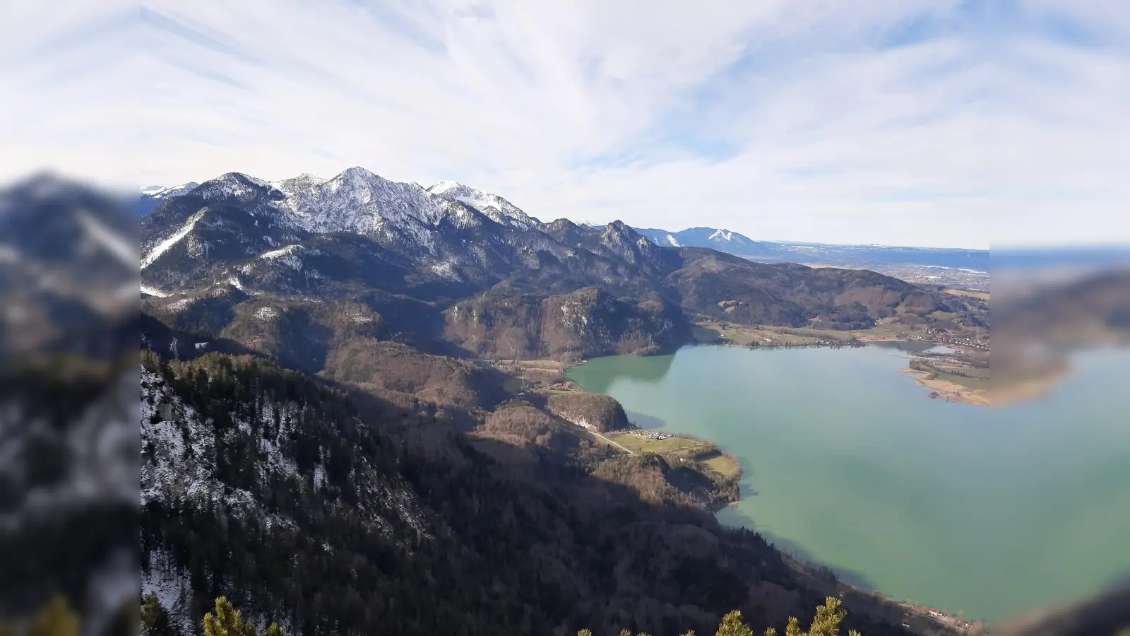 Vom Sonnenspitz aus präsentieren sich Kochelsee, Heimgarten und Herzogstand.  (Foto: std)