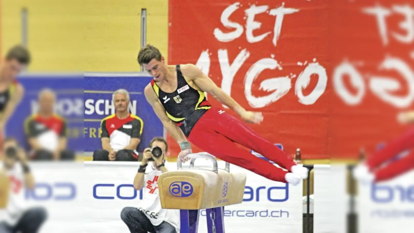 Kunstturner Lukas Dauser vom TSV Unterhaching trug einige Punkte zum deutschen Mannschaftsieg beim Länderkampf gegen Rumänien und die Schweiz bei.                   	 (Foto: Verein)