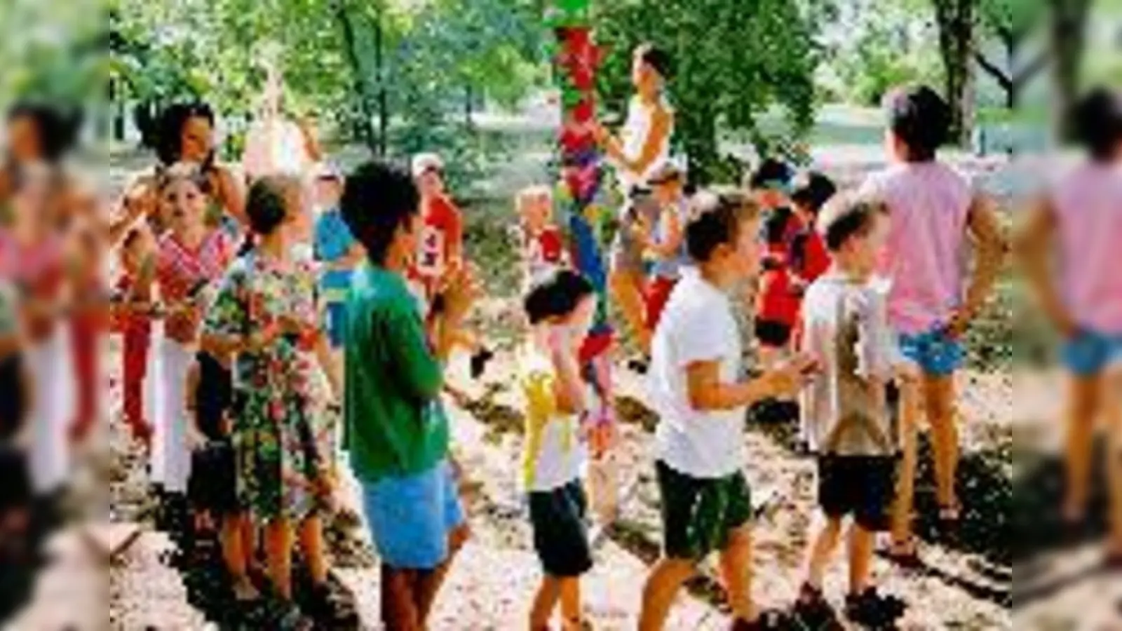 Alles eine Frage der  (Foto: original oberbayerische Indianertänze.)